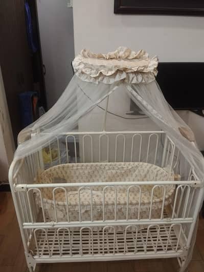 baby cot with built in swing