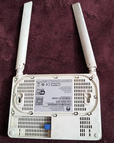 Huawei EchoLife HG8145V5 GPON fiber modem/router (ONT)