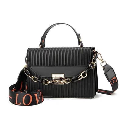 Black striped shoulder bags  with gold chain