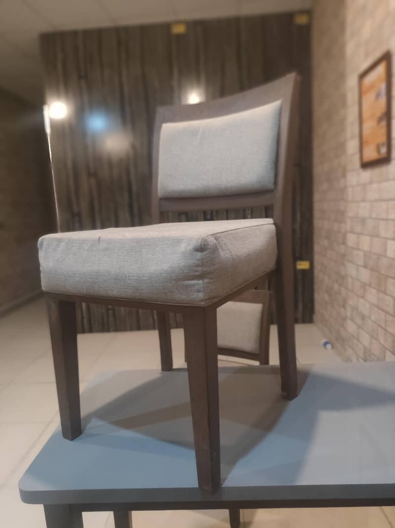dining table 0