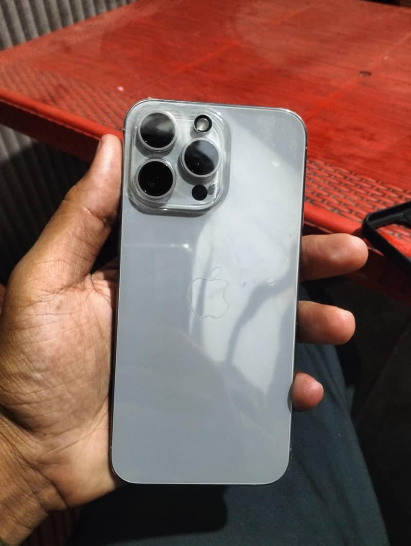 iphone 15 pro max 0
