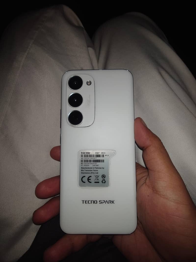 Tecno spark 40pro plus 1