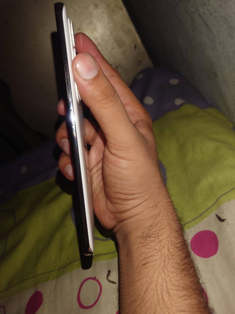Tecno spark 40pro plus 9
