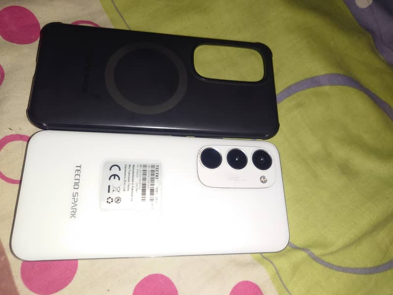 Tecno spark 40pro plus 10