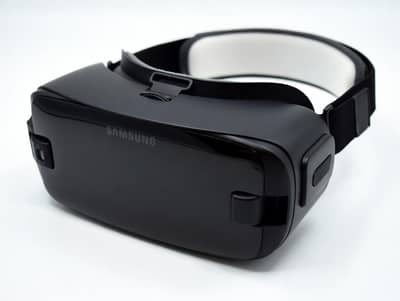 Samsung oculus gear vr headset Brand New Condition
