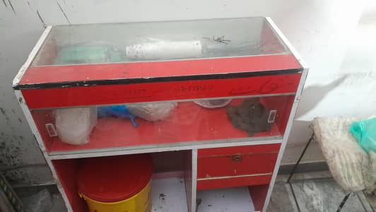 Shop display counter