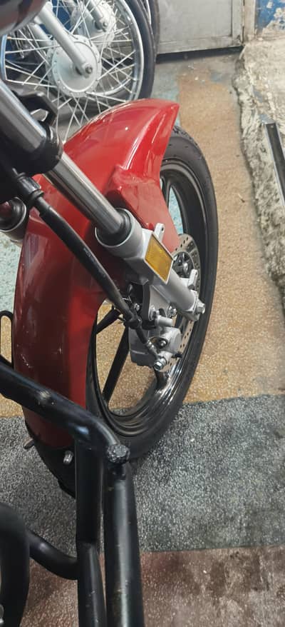 YB 125DX YAMAHA RED COLOR