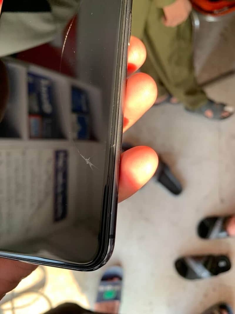 iPhone 11 7