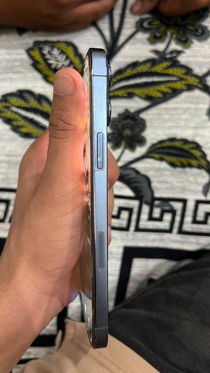 13 pro max 0