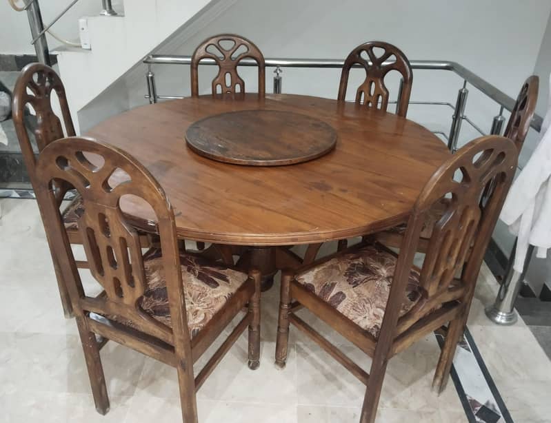 Dining table with chairs 0