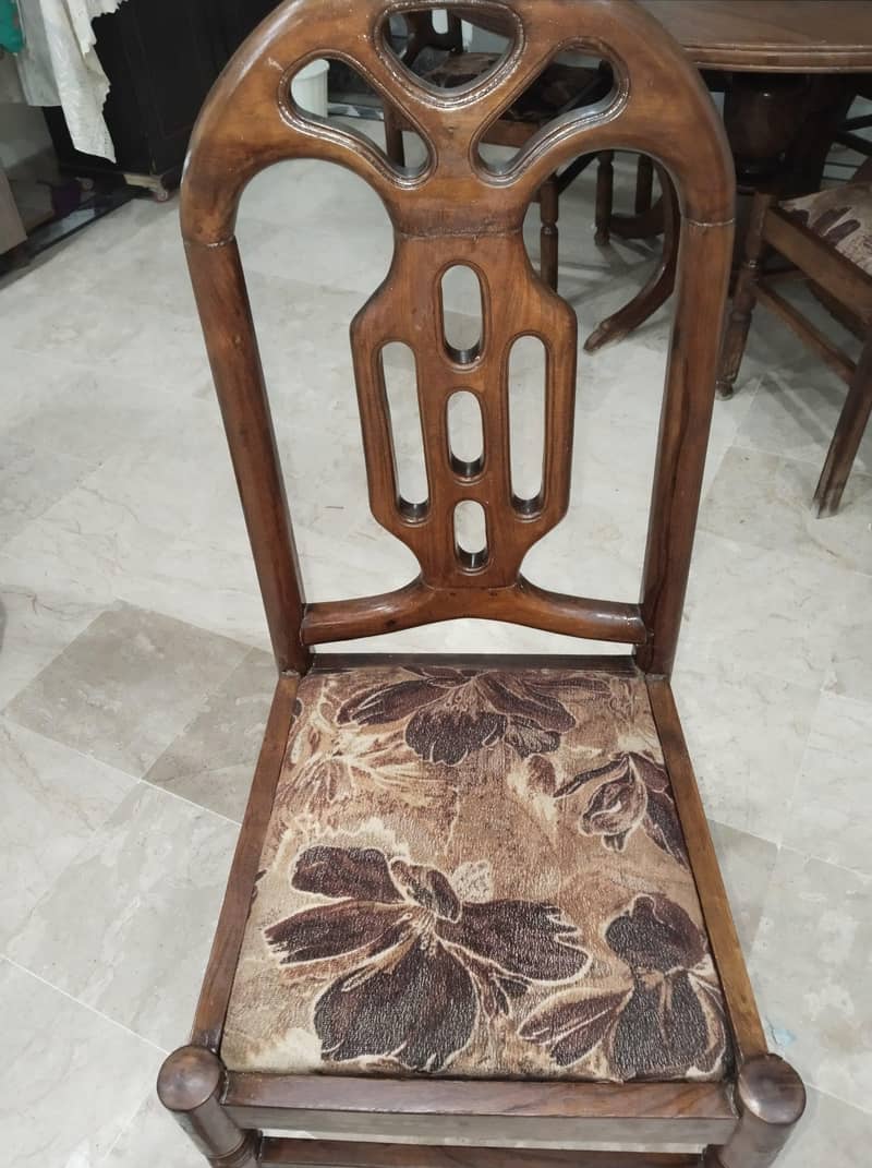 Dining table with chairs 3