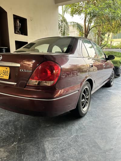 Nissan sunny