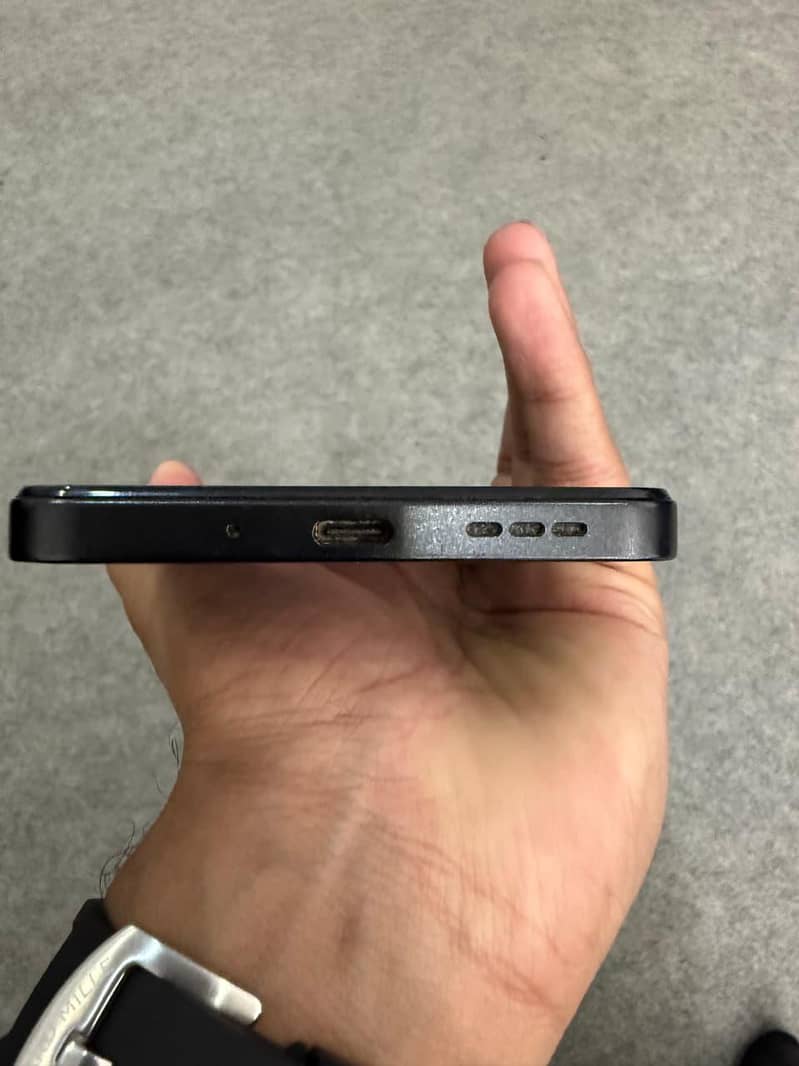 Poco C65 8+4/256 4