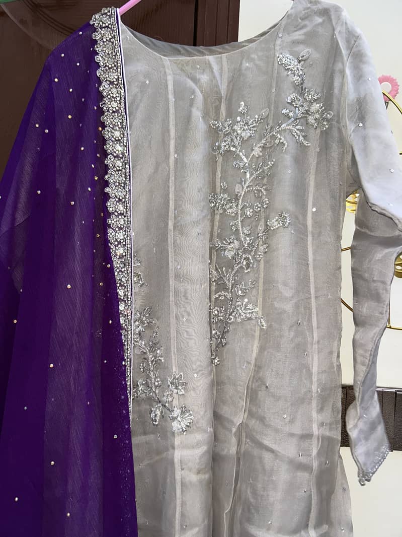 Frock 0