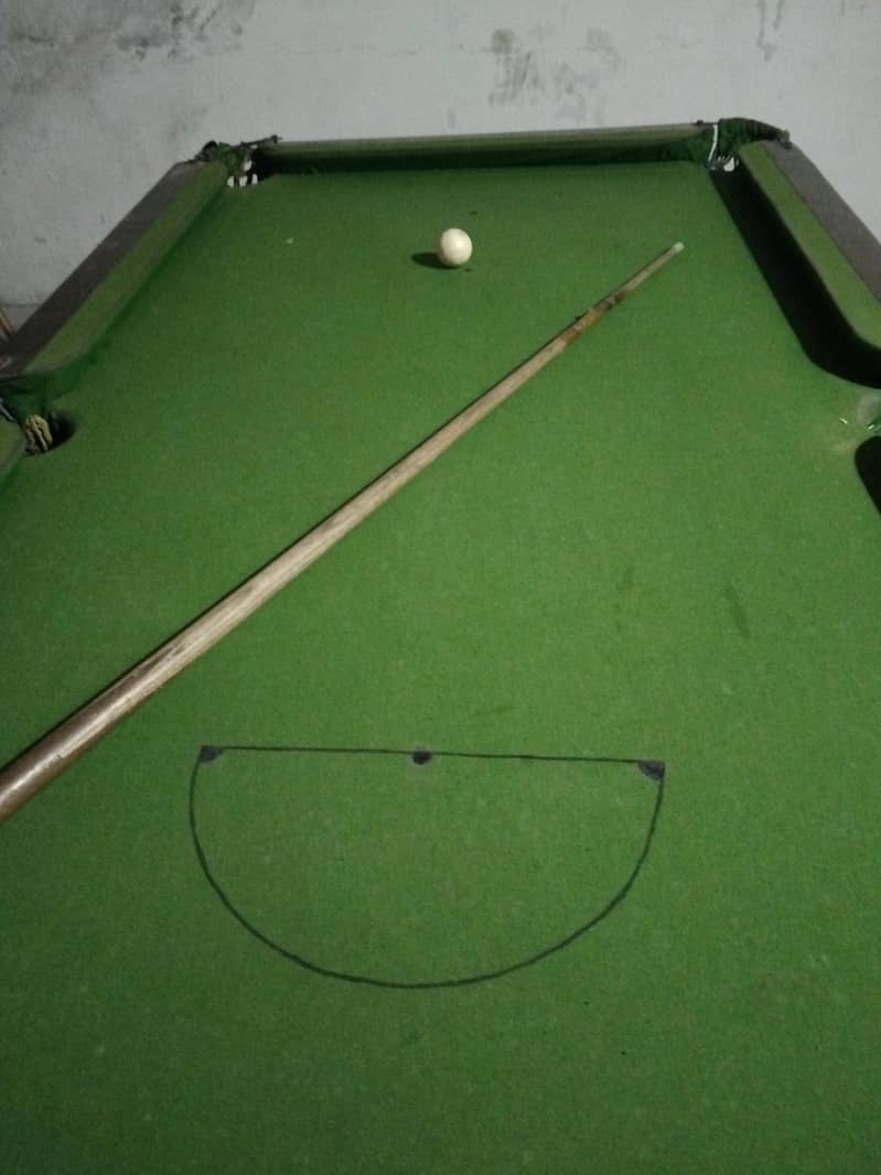 snoker table 0