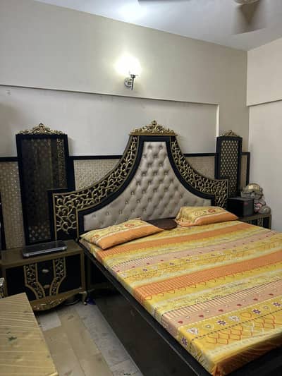 Royal Black & Gold Bedroom Set King Bed 3-Door Wardrobe dressing table