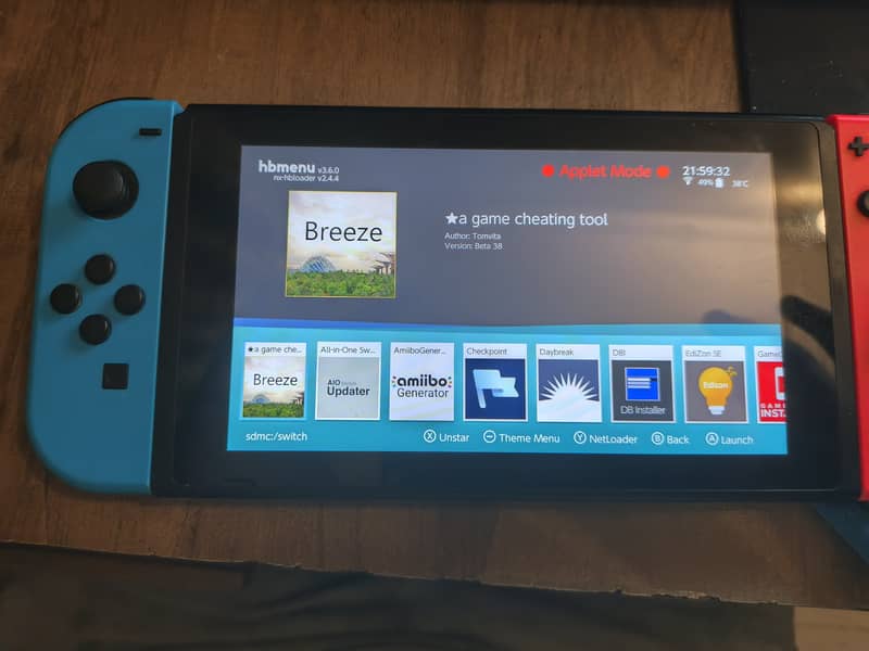 Nintendo Switch Jailbroken 256GB 12
