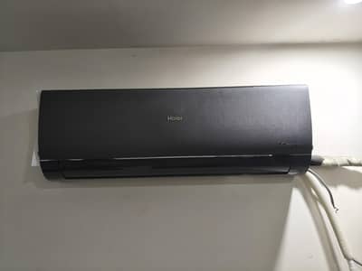 1 Ton Haier DC Inverter AC like New