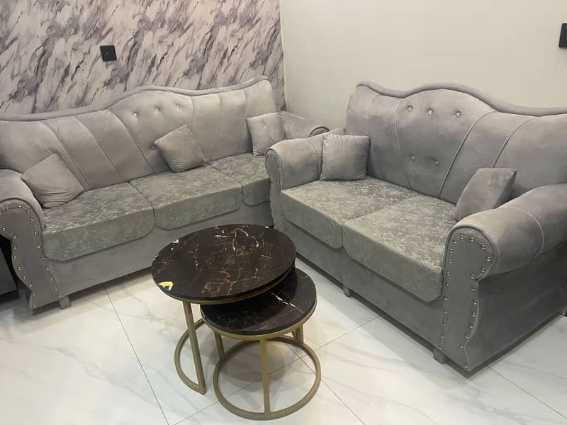 Bed set and sofas 3