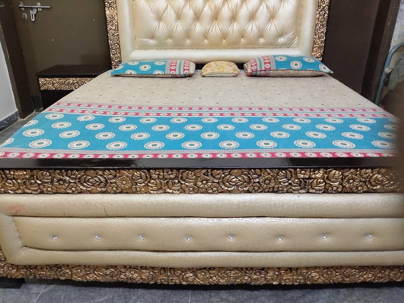 King Size Bed 3
