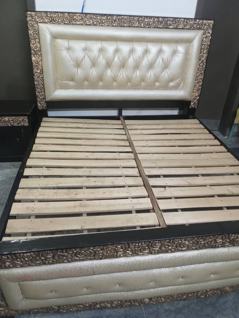 King Size Bed 5