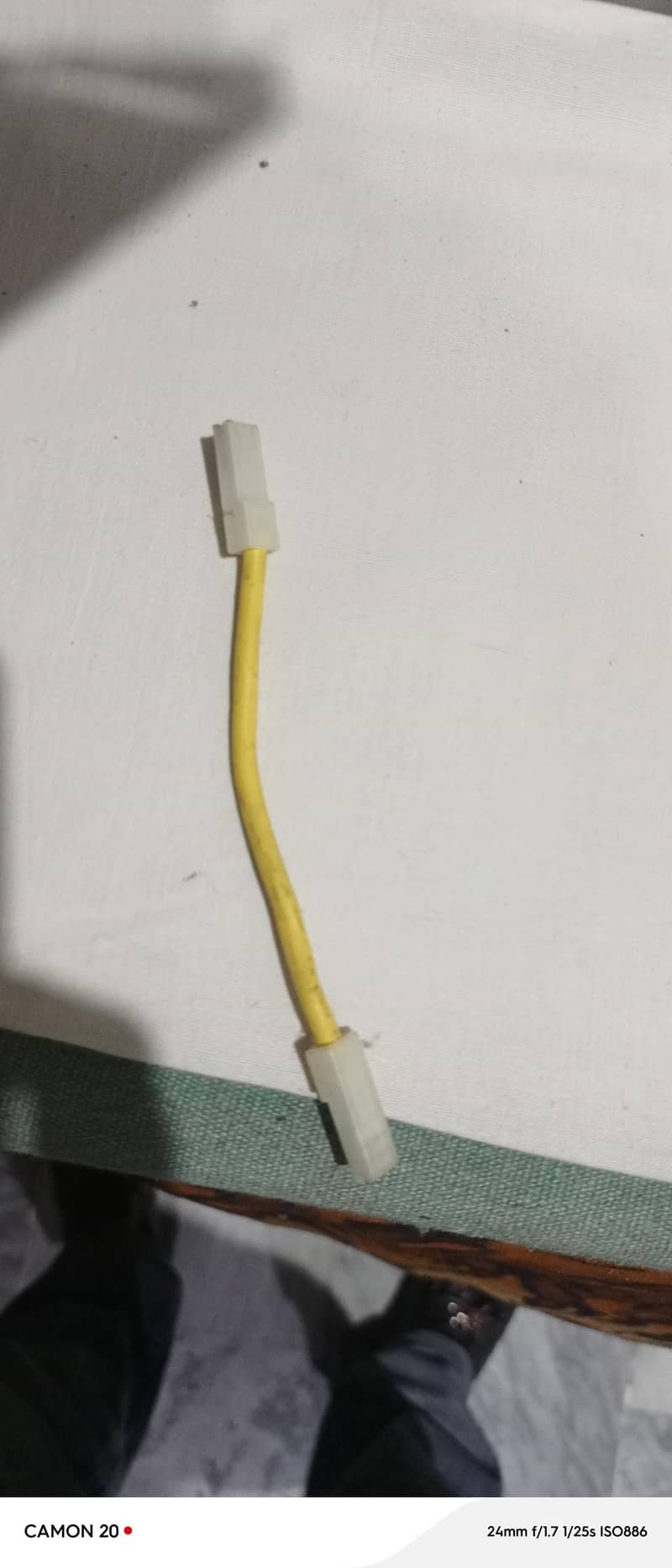 APC UPS branded 4
