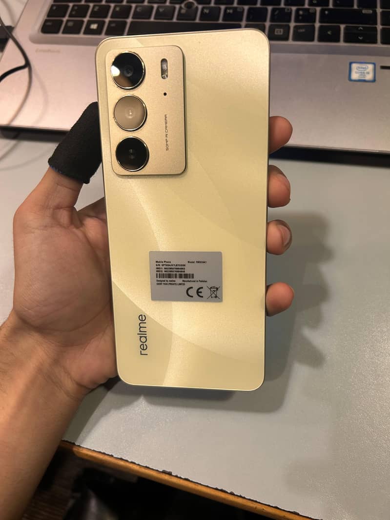 Realme C75 4