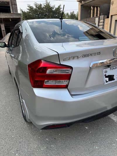 Aspire 1.5 model 2016 Honda city
