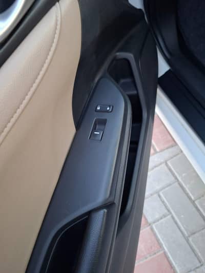 Honda Civic 2020 UG full option