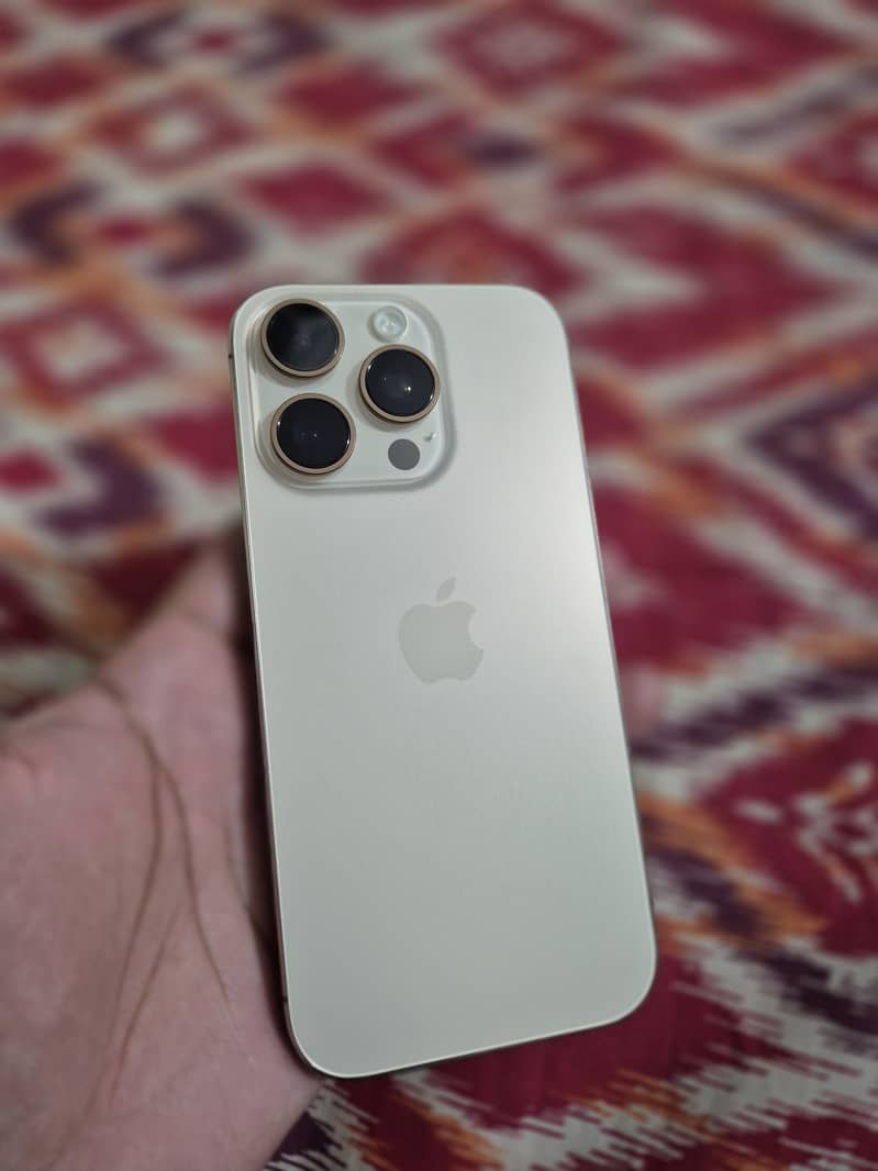 iphone 16 pro 0