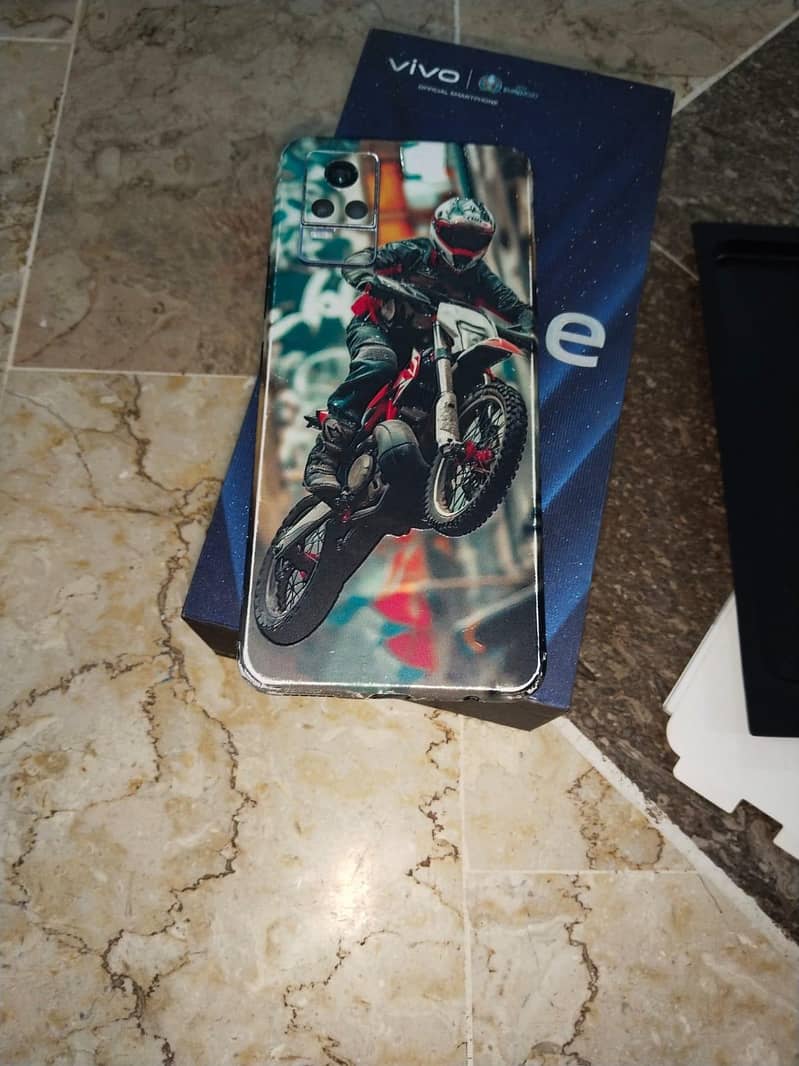 Vivo V21e 4