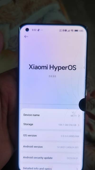 Xiaomi 11 8+4/256 minor sa crack hai Baki ok hai