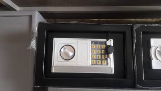 cash safe Lockar digital iron