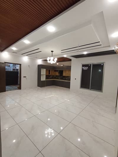 Portion For Rent Gulshan-E-Iqbal Block 13D Brand New Portion 250 Yards