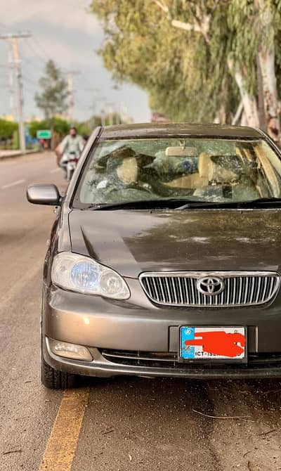 Toyota Se saloon 2nd Owner 1.6