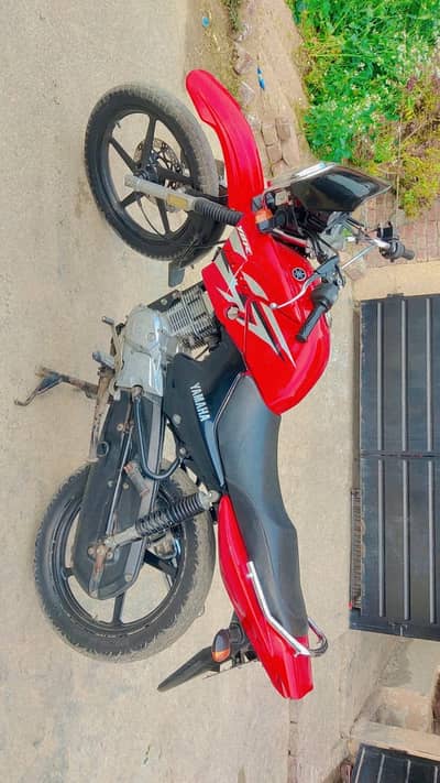 Yamaha ybr total genuine