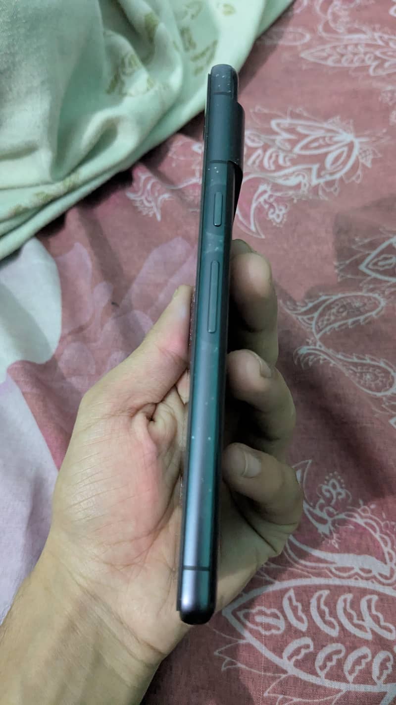 Google pixel 7    8/128 7