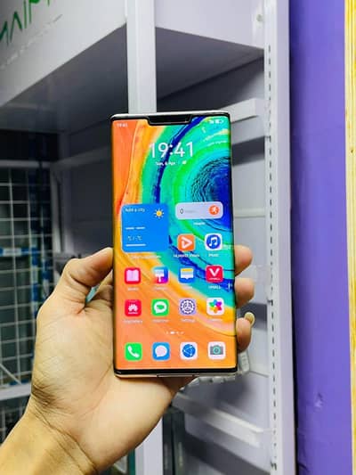 Huawei mate 30 Pro 8 GB ram 256 GB memory