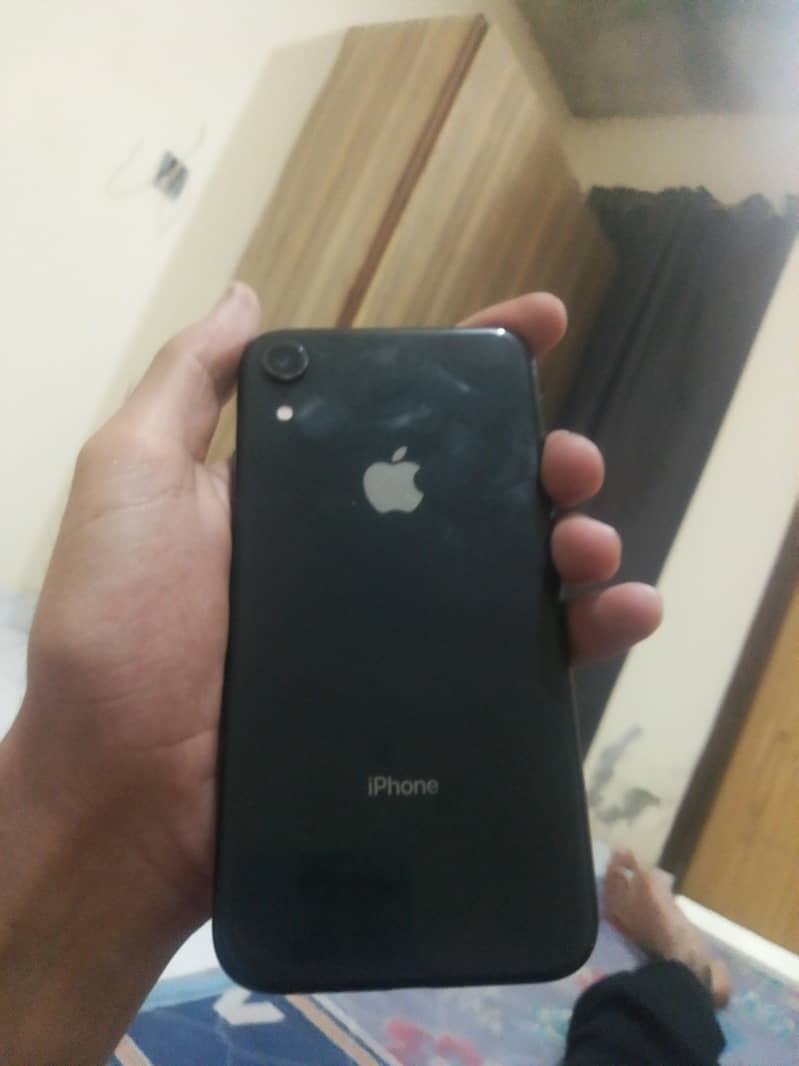 iphone xr 1