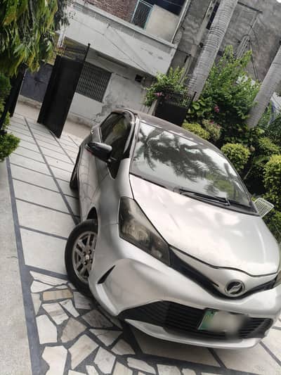 vitz 2014/18 urgent sale