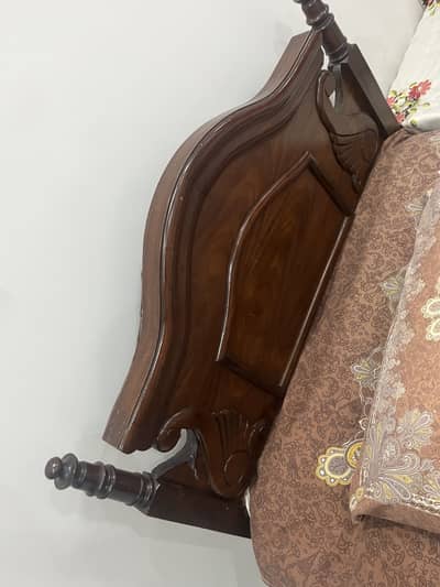 Single bed wooden