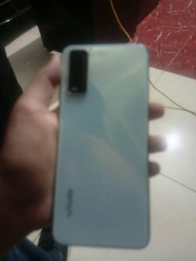 Vivo y20