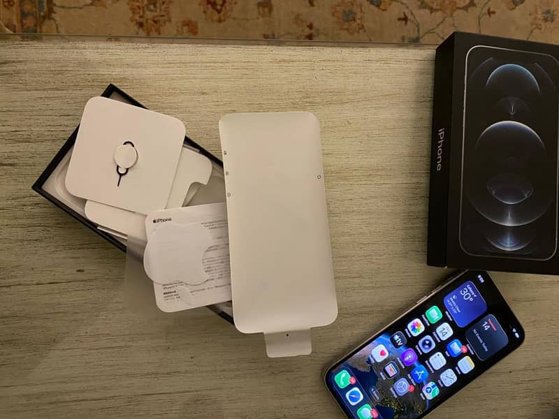Apple iPhone 12 Pro 1