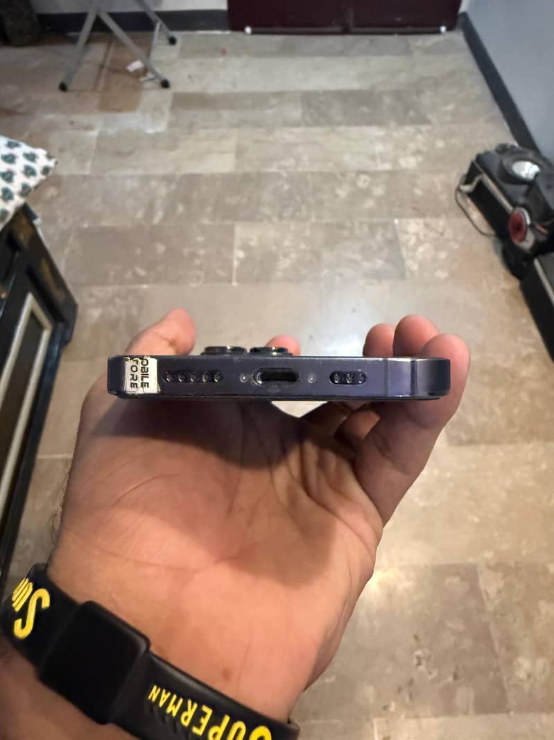 iphone 14 pro 5