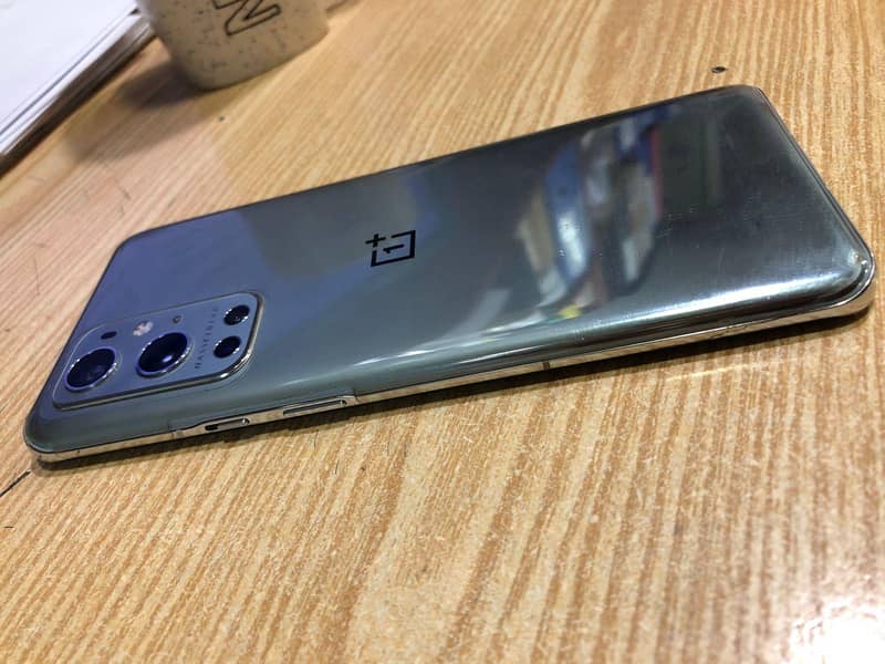 Oneplus 9 pro 2