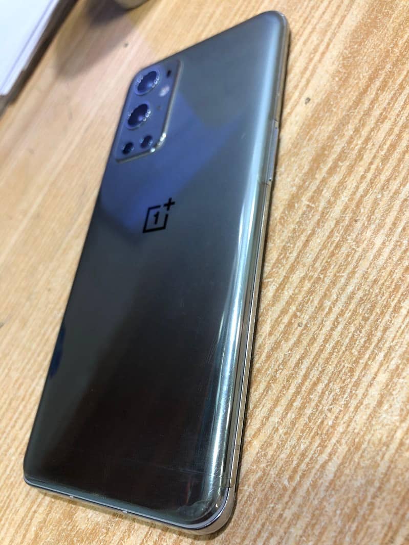 Oneplus 9 pro 4