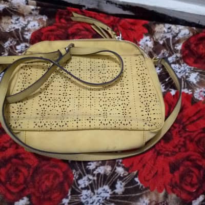 Mustard crossbody with long belt