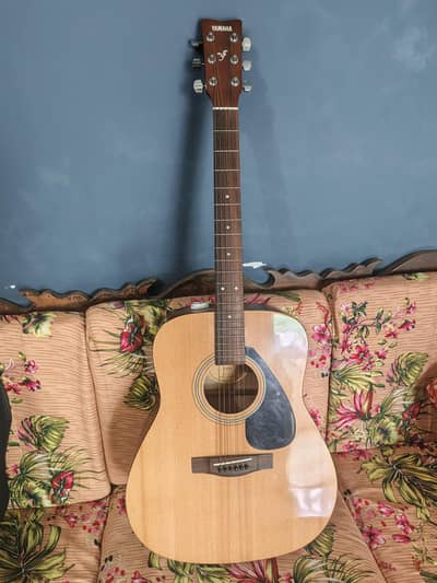 Yamaha Guitar F310