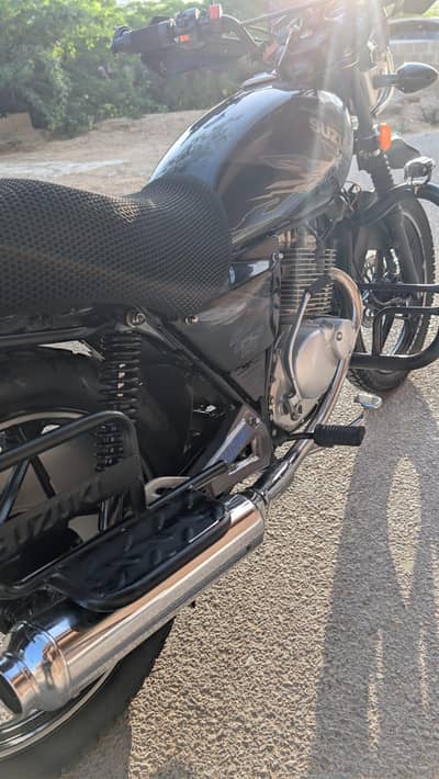 SUZUKI GS 150 SE LIMITED EDITION