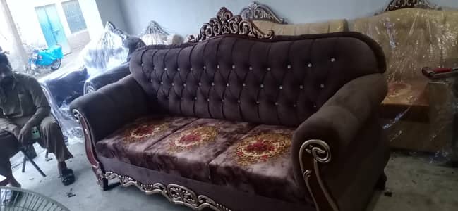 parana sofa ki bhi muramat bhi ki jathi ha